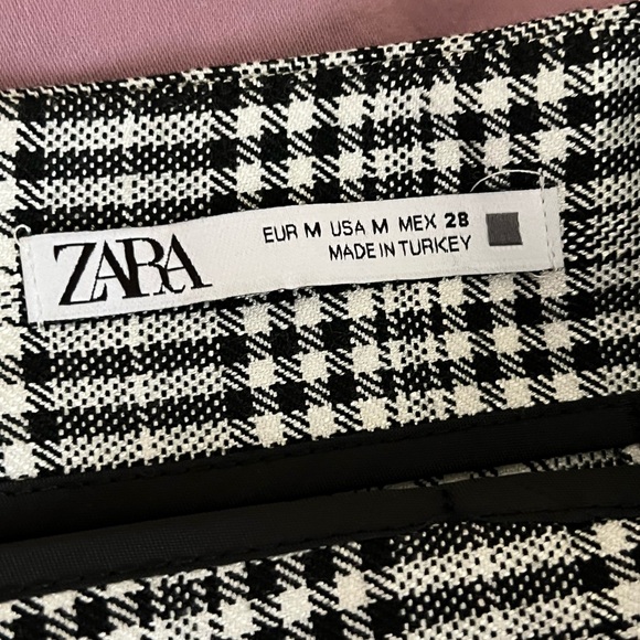 Zara checkered skirt - Picture 2 of 2
